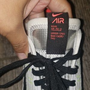 Nike Shoes - Nike Vapormax Flyknit 3 Nike Shoes - Nike Vapormax Flyknit 3
